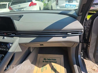 2025 Hyundai Elantra SEL Convenience - miniatura 19