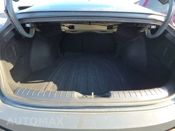 2025 Hyundai Elantra SEL Convenience - miniatura 16