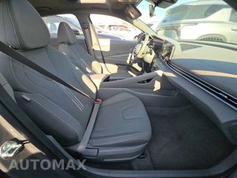 2025 Hyundai Elantra SEL Convenience - miniatura 8
