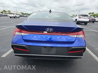 2025 Hyundai Elantra SEL Convenience - miniatura 5
