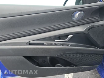 2025 Hyundai Elantra SEL Convenience - miniatura 9
