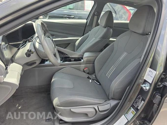 2025 Hyundai Elantra SEL Convenience - miniatura 11