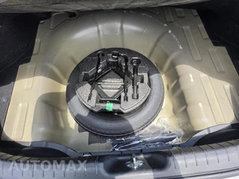 2025 Hyundai Elantra SEL Convenience - miniatura 24