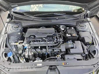 2025 Hyundai Elantra SEL Convenience - miniatura 6
