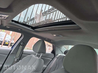 2025 Hyundai Elantra SEL Convenience - miniatura 11