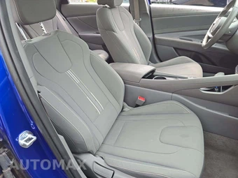 2025 Hyundai Elantra SEL Convenience - miniatura 18