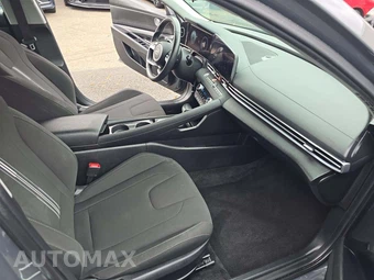 2025 Hyundai Elantra SEL Convenience - miniatura 18