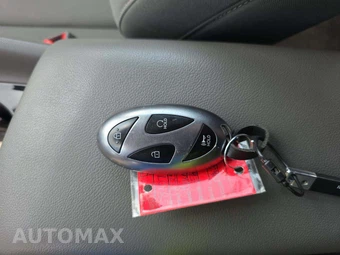 2025 Hyundai Elantra SEL Convenience - miniatura 5