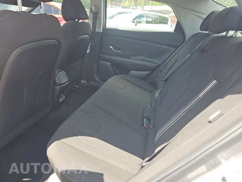 2025 Hyundai Elantra SEL Convenience - miniatura 13
