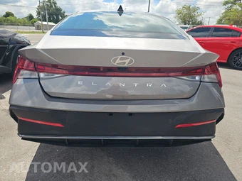 2025 Hyundai Elantra SEL Convenience - miniatura 5