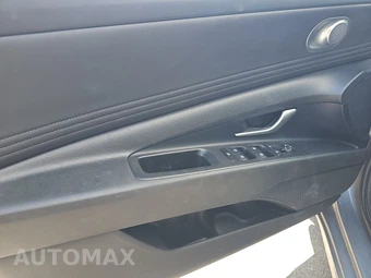 2025 Hyundai Elantra SEL Convenience - miniatura 9