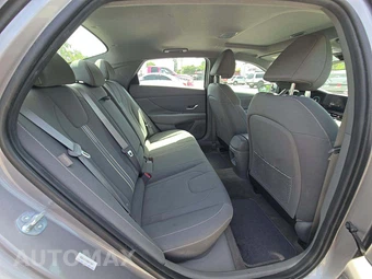 2025 Hyundai Elantra SEL Convenience - miniatura 13