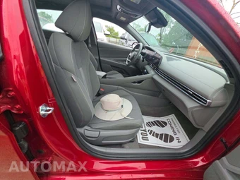 2025 Hyundai Elantra SEL Convenience - miniatura 18