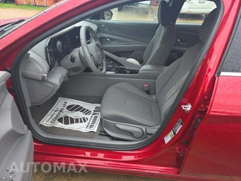 2025 Hyundai Elantra SEL Convenience - miniatura 6