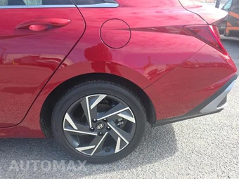 2025 Hyundai Elantra SEL Convenience - miniatura 11