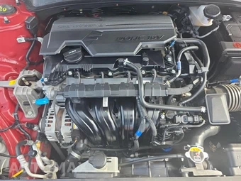 2025 Hyundai Elantra SEL Convenience - miniatura 19