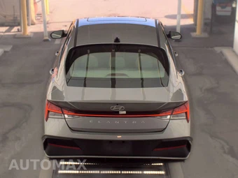 2025 Hyundai Elantra SEL Convenience - miniatura 6