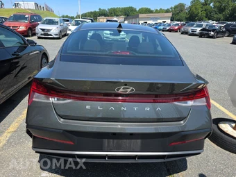 2025 Hyundai Elantra SEL Convenience - miniatura 5