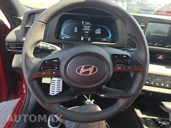 2025 Hyundai Elantra SEL Sport - miniatura 10
