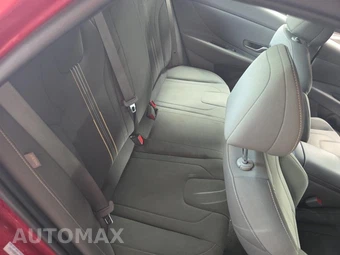 2025 Hyundai Elantra SEL Sport - miniatura 16