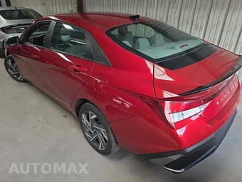 2025 Hyundai Elantra SEL Sport - miniatura 6