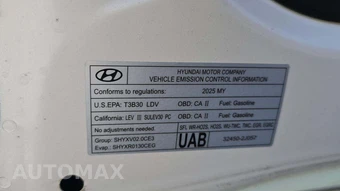 2025 Hyundai Elantra SEL Sport - miniatura 17