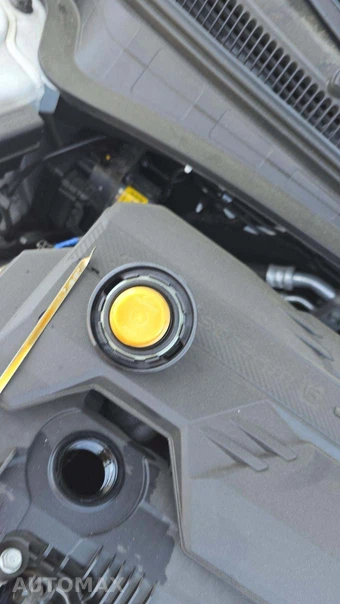 2025 Hyundai Elantra SEL Sport - miniatura 18