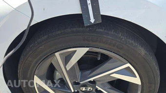 2025 Hyundai Elantra SEL Sport - miniatura 22
