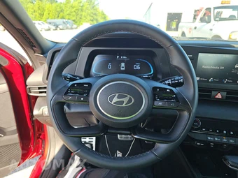 2025 Hyundai Elantra SEL Sport - miniatura 10
