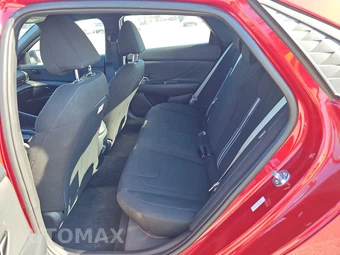 2025 Hyundai Elantra SEL Sport - miniatura 13