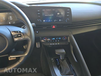 2025 Hyundai Elantra SEL Sport - miniatura 11
