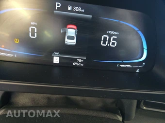 2025 Hyundai Elantra SEL Sport - miniatura 12