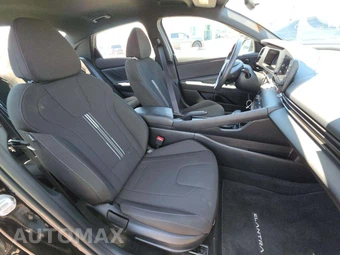 2025 Hyundai Elantra SEL Sport - miniatura 15