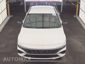 2025 Hyundai Elantra SEL Sport - miniatura 2