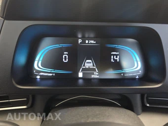 2025 Hyundai Elantra SEL Sport - miniatura 12