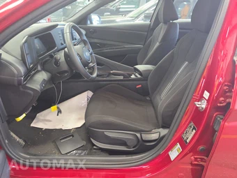 2025 Hyundai Elantra SEL Sport - miniatura 7