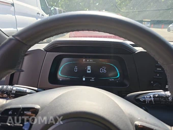 2025 Hyundai Elantra SEL Sport - miniatura 12