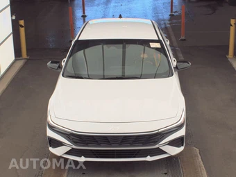 2025 Hyundai Elantra SEL Sport - miniatura 2