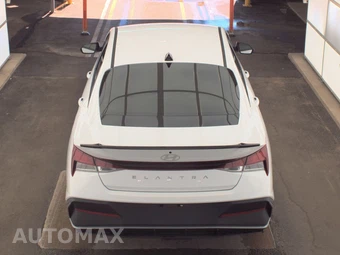 2025 Hyundai Elantra SEL Sport - miniatura 5