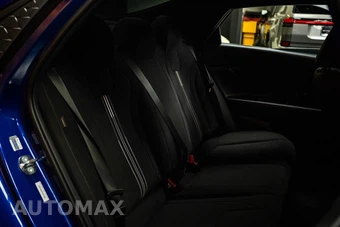 2025 Hyundai Elantra SEL Sport - miniatura 11