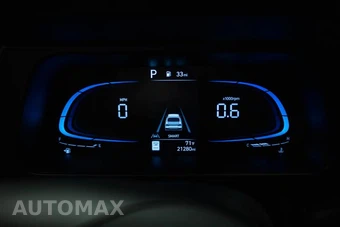 2025 Hyundai Elantra SEL Sport - miniatura 15