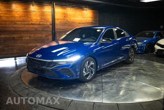 2025 Hyundai Elantra SEL Sport - miniatura 2