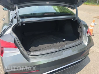 2025 Hyundai Elantra SEL Sport - miniatura 16