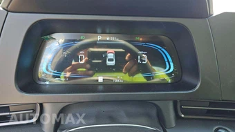 2025 Hyundai Elantra SEL Sport - miniatura 17