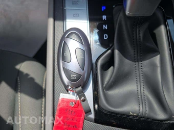 2025 Hyundai Elantra SEL Sport - miniatura 8