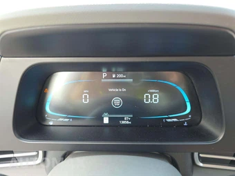 2025 Hyundai Elantra SEL Sport - miniatura 9