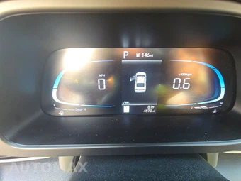 2025 Hyundai Elantra SEL Sport - miniatura 12