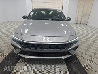 2025 Hyundai Elantra SEL Sport - miniatura 2