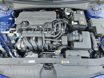 2025 Hyundai Elantra SEL Sport - miniatura 15