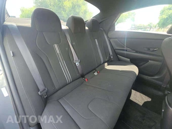 2025 Hyundai Elantra SEL Sport - miniatura 13